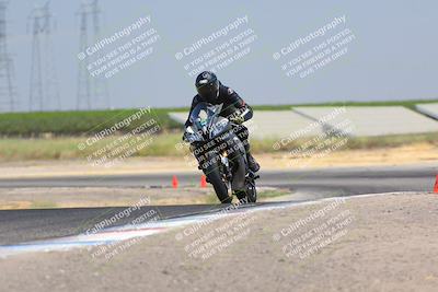 media/Aug-06-2023-TrackDaz (Sun) [[ac7f4f6367]]/B Group/wheelie bump/